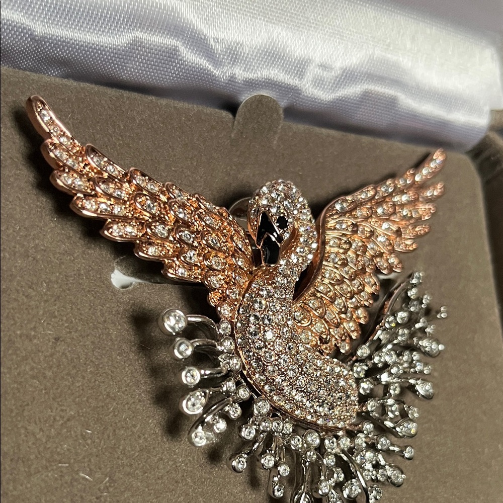Nolan Miller Sparkling Swan Brooch Silver and rose gold colors - Picture 8 of 8